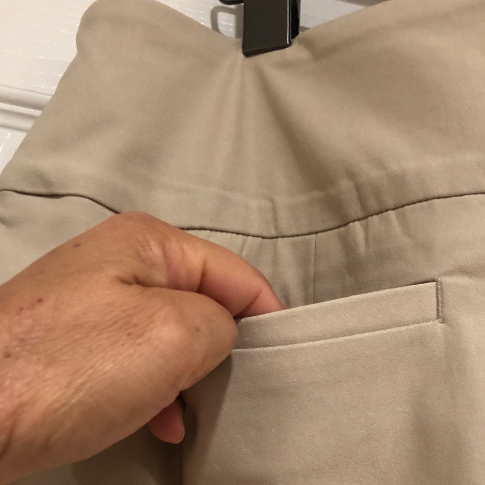 Women’s Beige Up! Skort - Picture 9 of 13